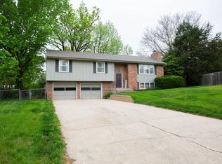 3512 Stagecoach Cir, Manhattan, KS 66503