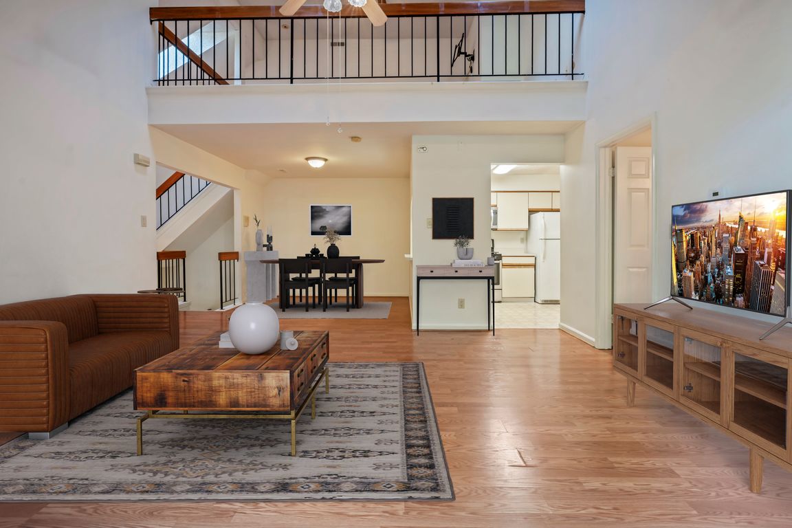 next background image