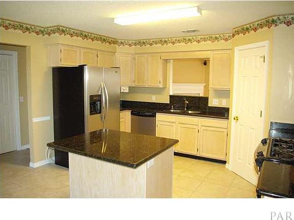 5th image of 1301 Little Creek Cir