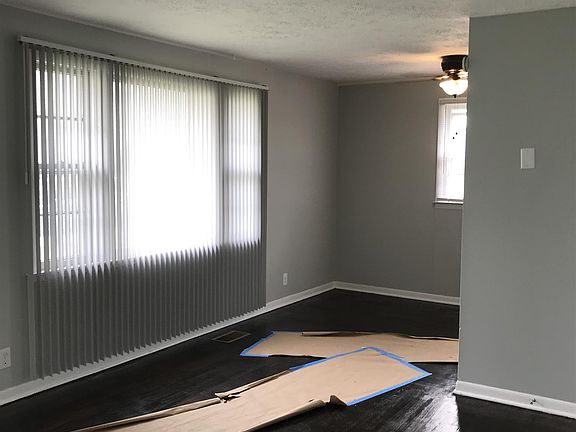 4th image of 704 Joseph Ave