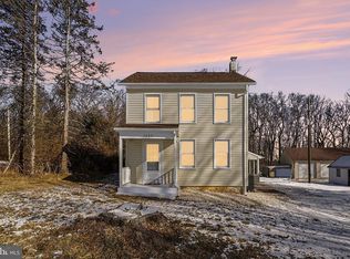 2689 Strickhouser Rd, Seven Valleys, PA 17360