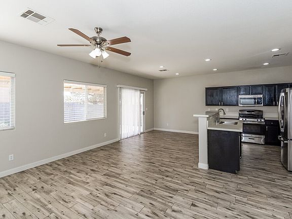 5th image of 5402 Royal Yacht Way