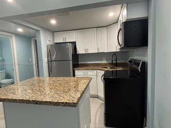 260 S Cypress Rd APT 103, Pompano Beach, FL 33060