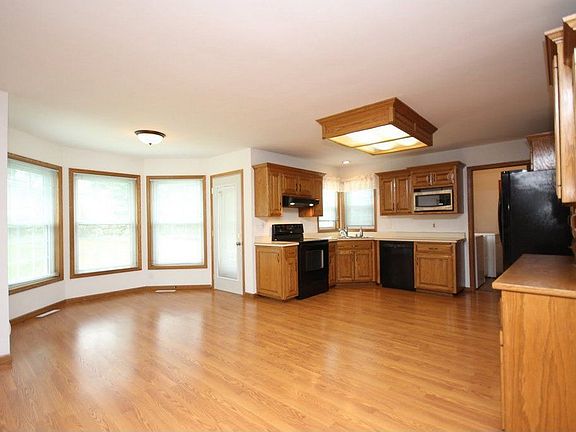 Newly Applianced Kitchen