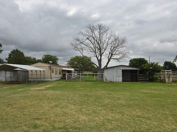 5th image of 16333 S Us Highway 377