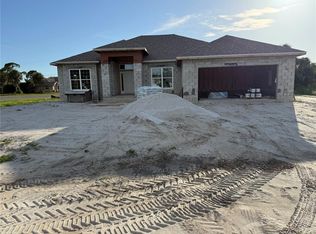 2 Tee View Rd, Rotonda West, FL 33947