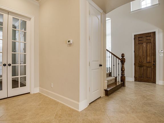 4th image of 504 King Galloway Dr