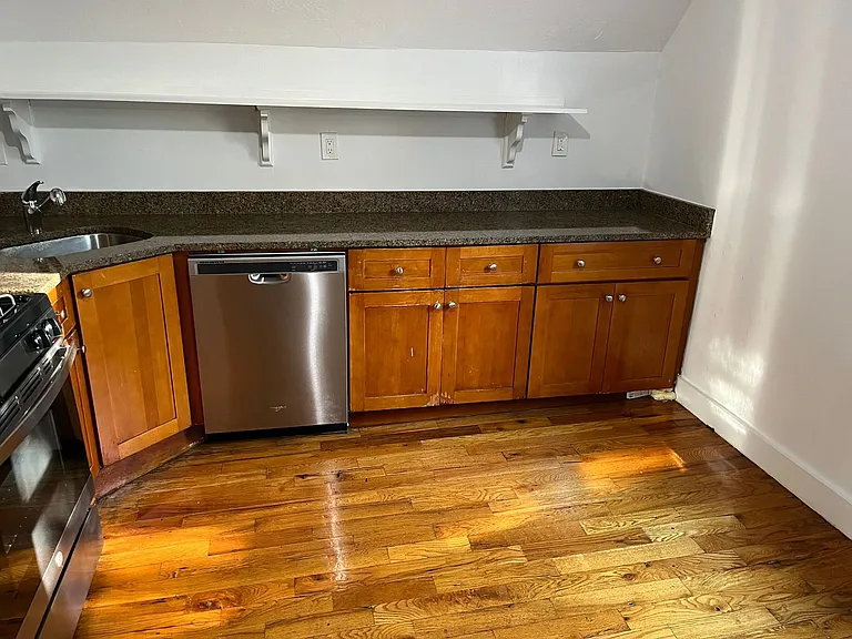 91 Devon St #3 — Photo 5