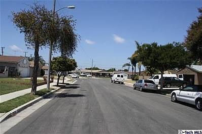 3rd image of 6642 Lassen Dr