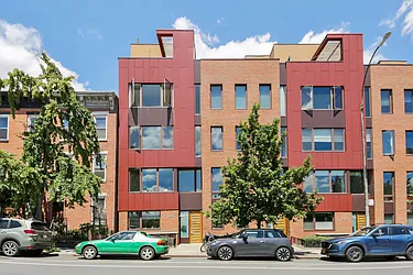 Rented by R New York