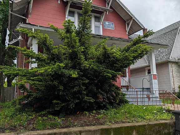 3rd image of 253 W Ivy St #2-53