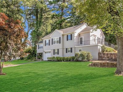 884 Linda Avenue, Thornwood, NY, 10594