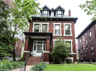 3929 Flora Pl, Saint Louis, MO 63110