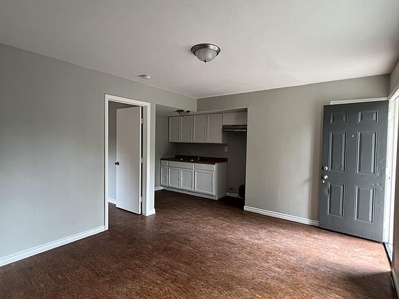 5th image of 1723 W Mayfield Blvd #3