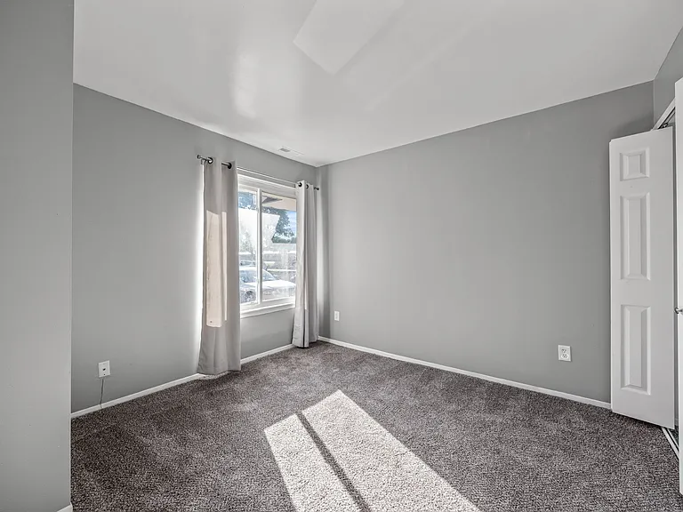 31727 Hoover Rd #21 — Photo 29