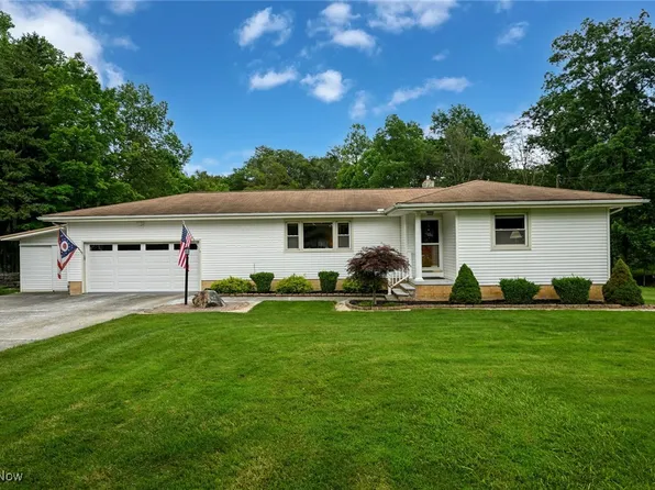 27820 Annetta Dr, Glenwillow, OH 44139