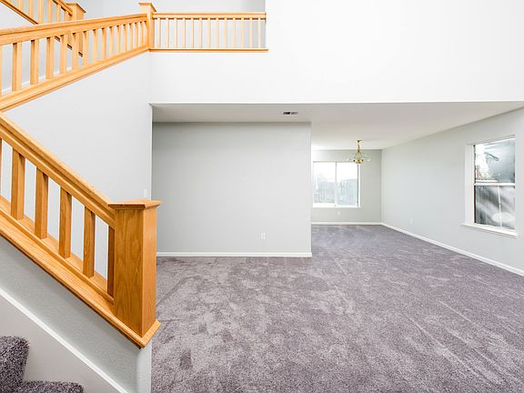 3rd image of 1126 Cherry Oak Ln