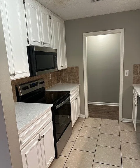 508 Deer Path — Photo 12