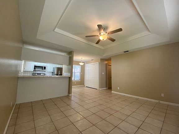 4th image of 1209 Swallow Ave APT 1