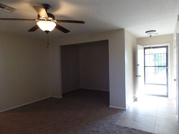 2nd image of 516 NW 60th St
