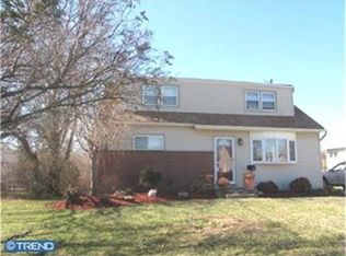 204 Cardinal Ln, Mount Holly, NJ 08060