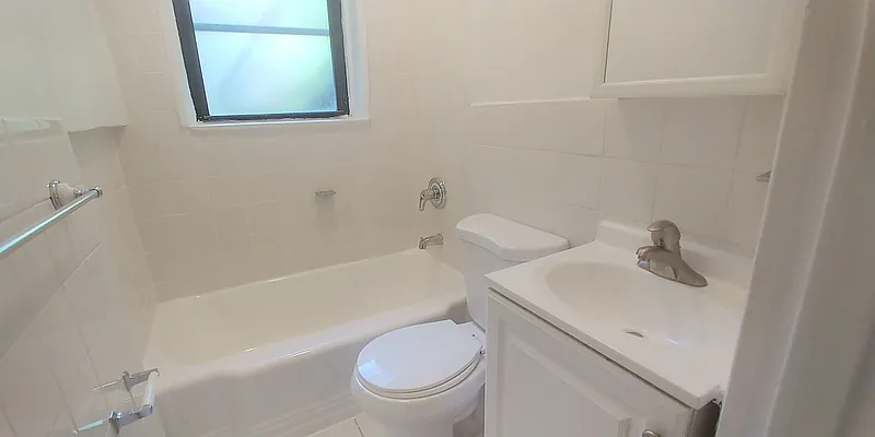 Rented by GPA Realty | media 3