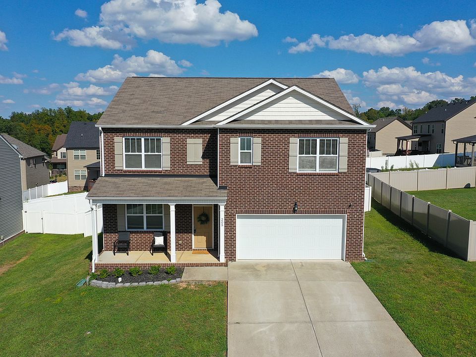 1st image of 205 Autumn Terrace Ln
