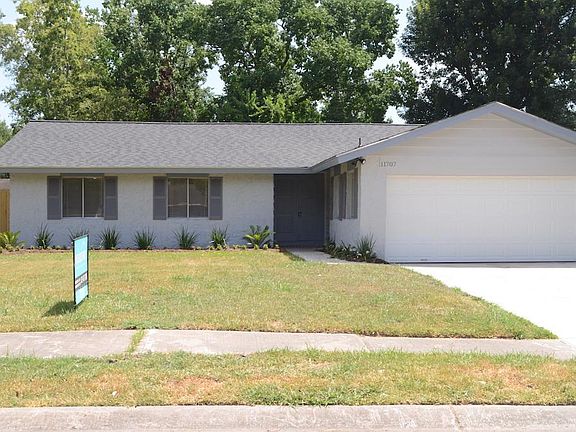 2nd image of 11707 Corona Ln
