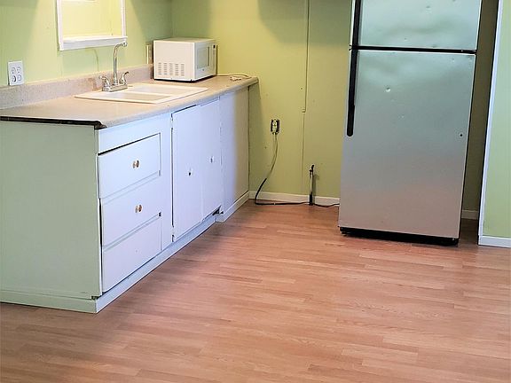5th image of 680 East St Spc 22