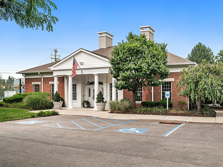90 Berkley Manor Drive_30