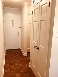 Rented by Metropolis Real Estate of Manhattan