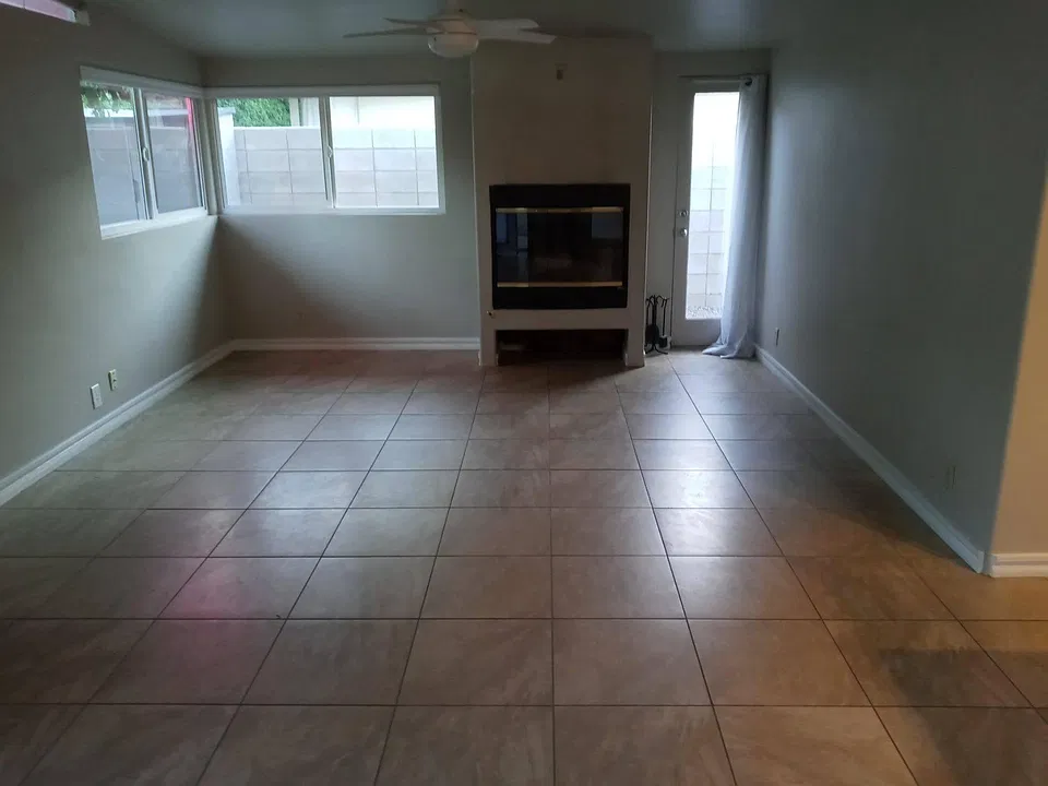 Living Rm to fireplace, new blinds