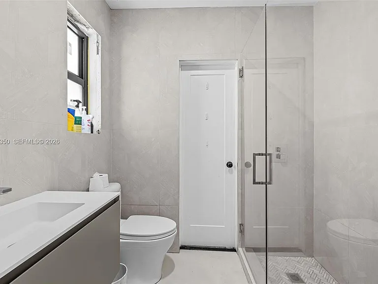 3420 Sheridan Ave — Photo 34