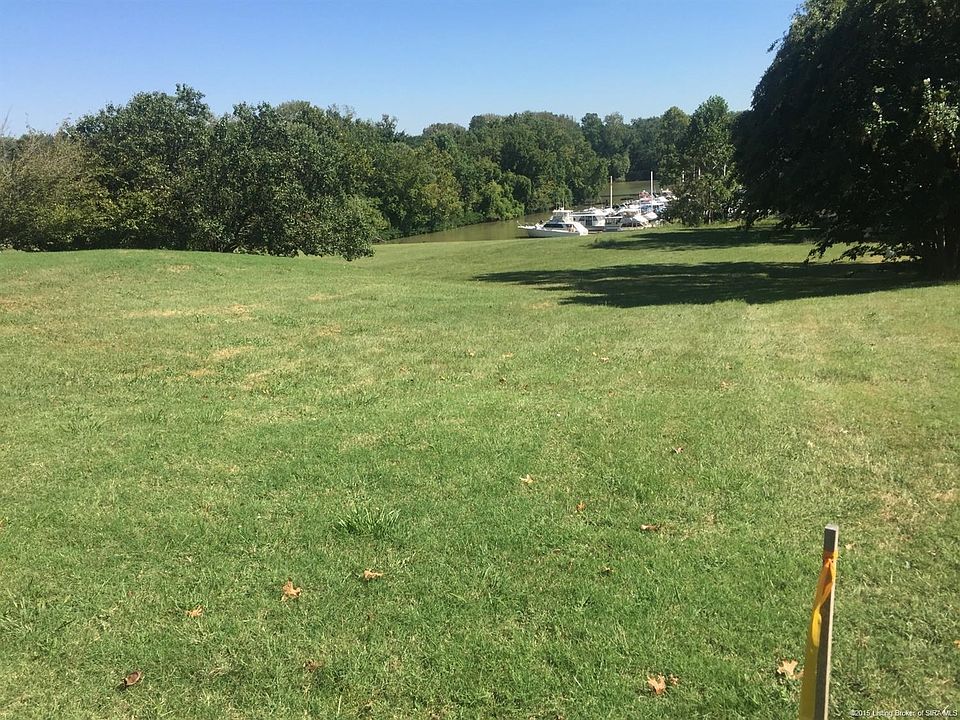 2nd image of 7 Island View Dr