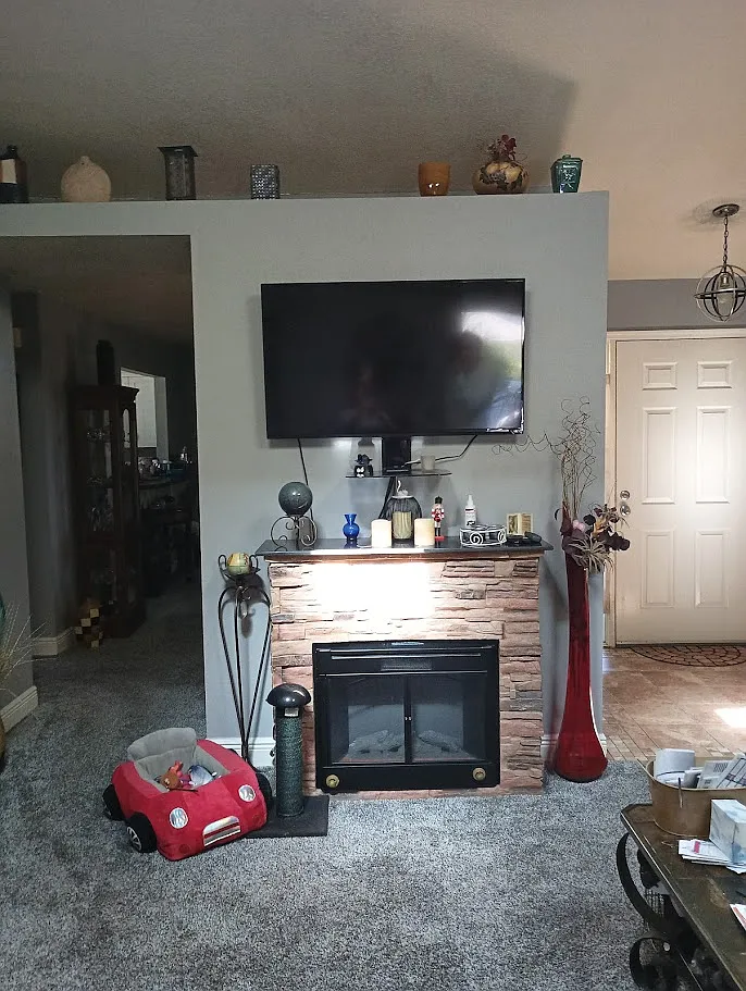 1 bed, 1500 sqft, $1,000 — Photo 1