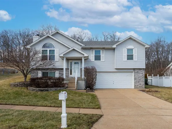 3259 Rosedale Dr, Arnold, MO 63010