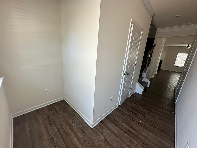 112 Bryon Ln — Photo 18