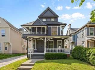 469 Alexander St, Rochester, NY 14605