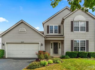 1647 Rose Ln, Romeoville, IL 60446