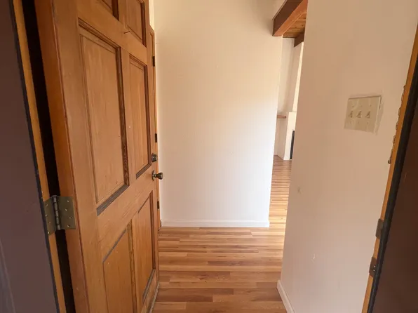 2042 Placita De Quedo, Santa Fe, NM 87505