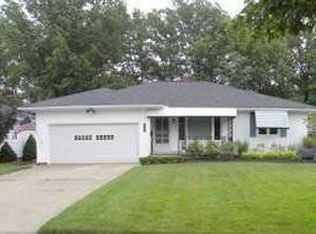 5263 Oak Ridge Dr, Willoughby, OH 44094