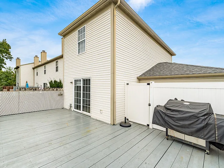 LARGE DECK