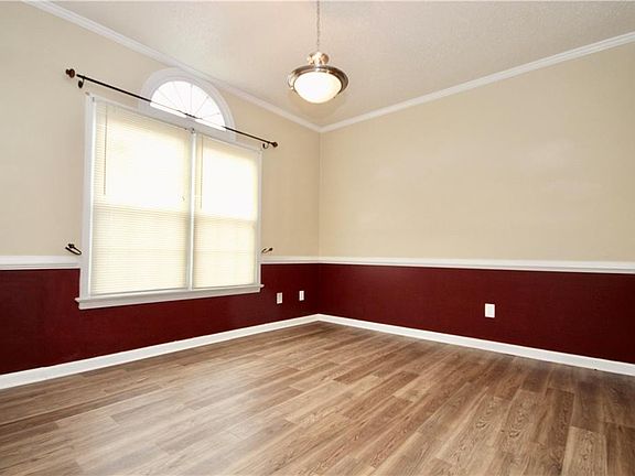 4th image of 4209 Minnard Ct