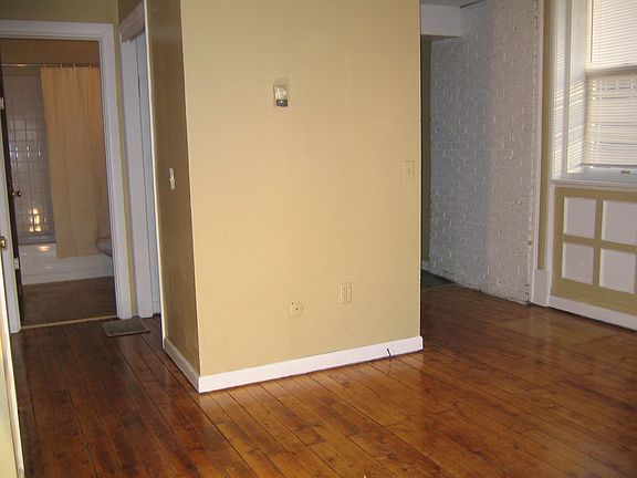 3rd image of 214 8th St APT 1