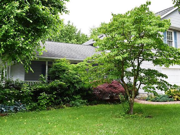 2nd image of 1546 Foxborough Dr