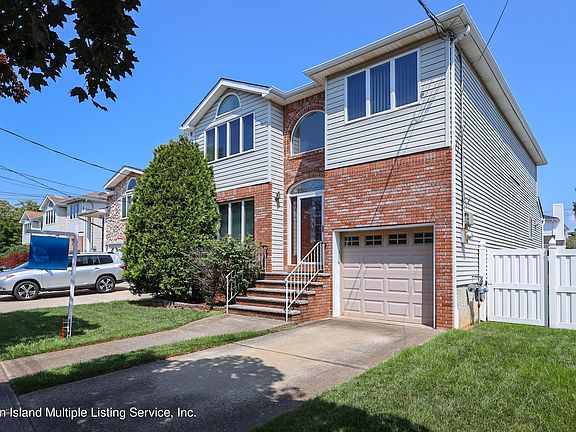 2nd image of 239 McBaine Ave