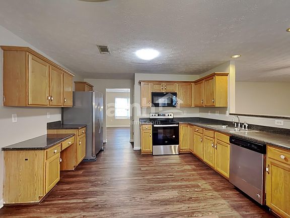 3rd image of 3391 Hard Creek Ln