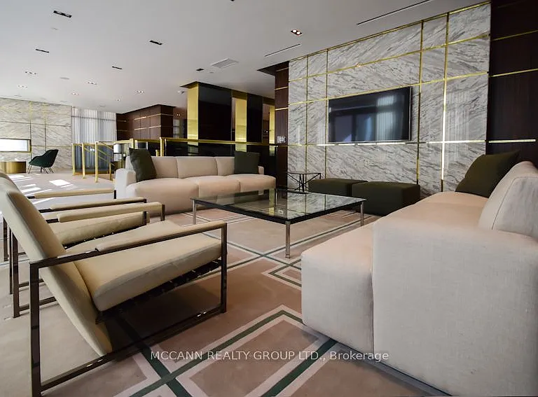 3018 Yonge St #UPH8 — Photo 28