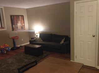 7412 Canterbury Rd APT 105, Urbandale, IA 50322