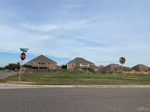 4th image of 2801 Grand Canal Dr